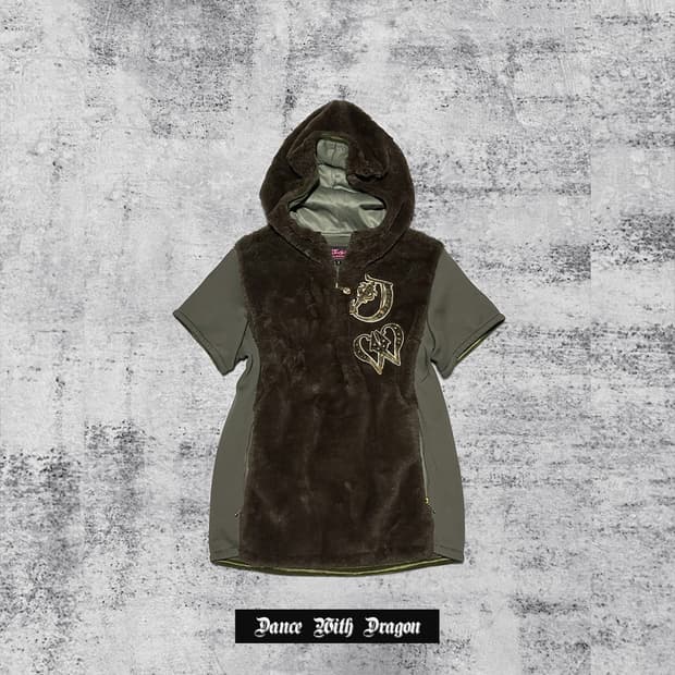 (dnace with dragon) 00s stud hood 