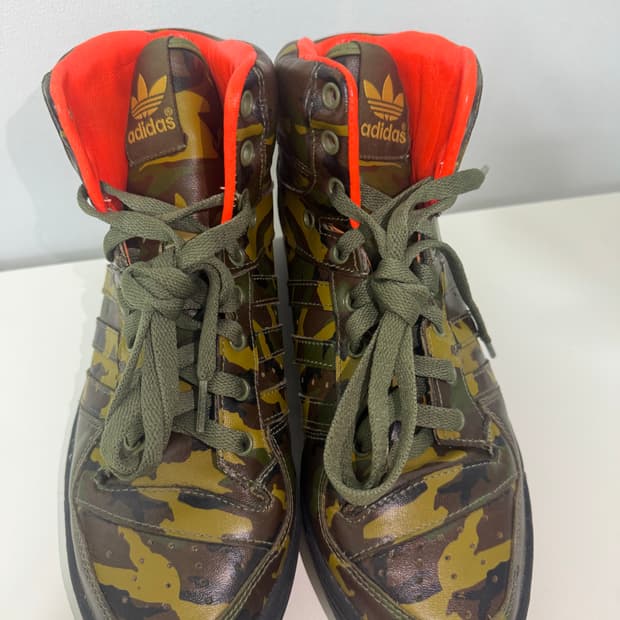 제레미 스캇 카모 하이탑 260