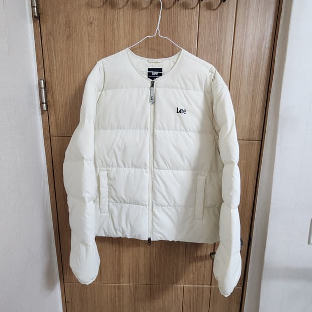 (L)LEE 카라리스 다운 패딩 점퍼 아이보리