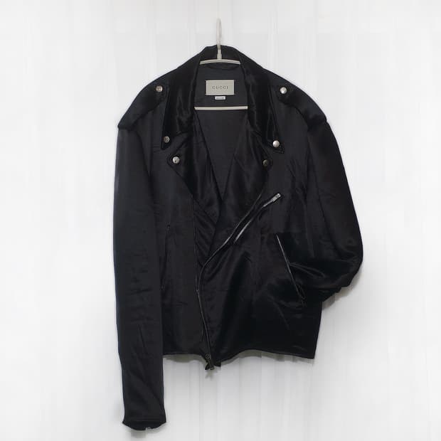 구찌 (GUCCI) 사이드 띠로고 블랙 실크 라이더 자켓 (48 / 10