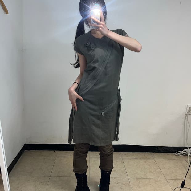 Diesel 카키 사선 집업 원피스