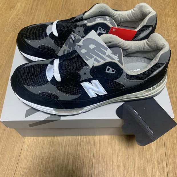 (새상품) 뉴발란스 992 코어블랙 그레이280