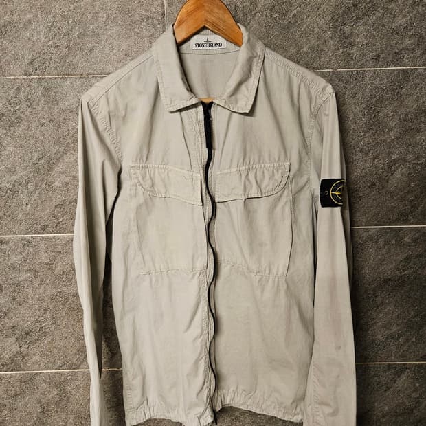 [22fw/m] 스톤아일랜드 화이트 오버셔츠