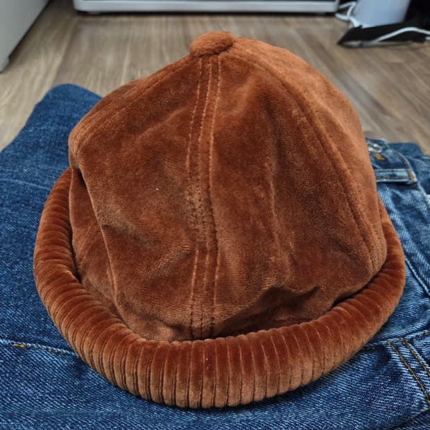 W. 스탠다드 와치캡