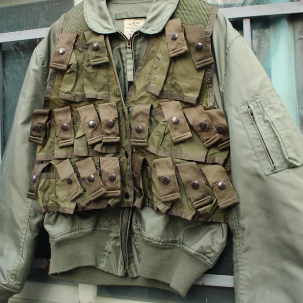  70s US ARMY VEST, GRENAADE, CARRYING
