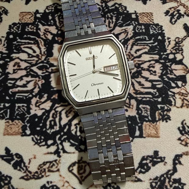 SEIKO 빈티지 쿼츠 시계