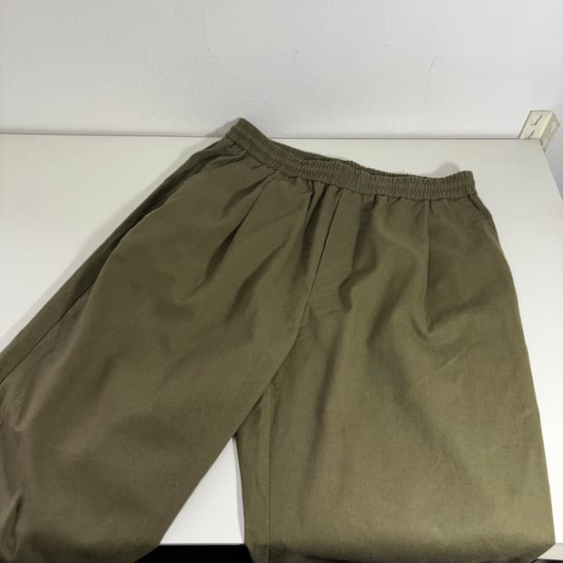L-XL 어반드레스 카키 와이드핏 코튼린넨 밴딩팬츠