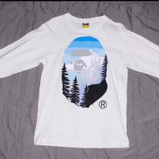 정품 베이프 롱슬리브 화이트