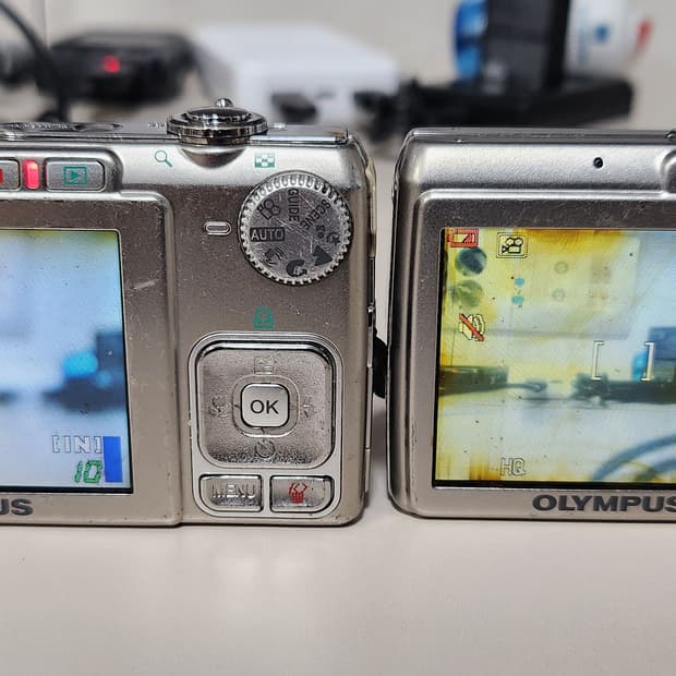 OLYMPUS FE-230 부품용 디지털카메라