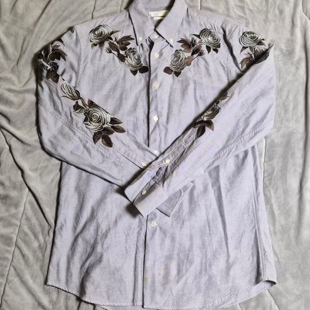 알렉산더 맥퀸 자수 셔츠