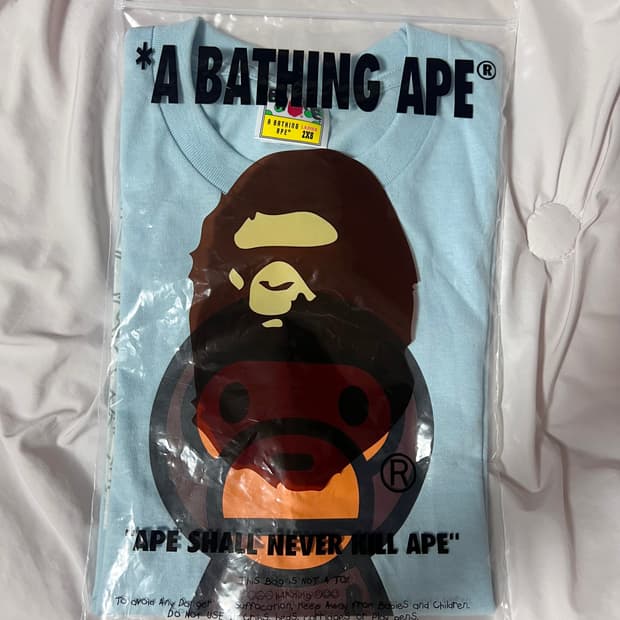 새상품) Bape 베이프 베이비마일로 소라 스카이블루 반팔 2xs