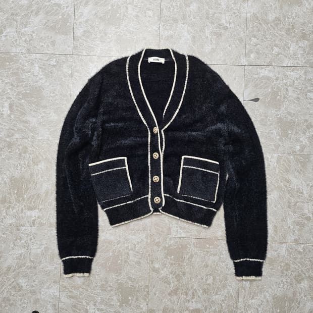 ASURA 블랙 퍼 여성 가디건