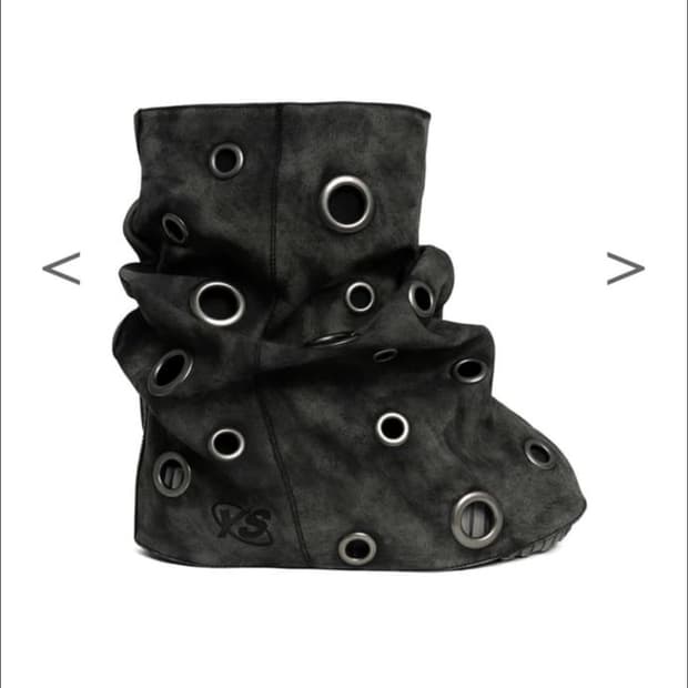 (구해요) YELLO MERCURIO SHORT BOOTS 