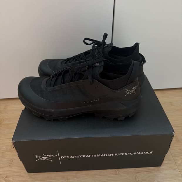 아크테릭스 버택스 알파인 블랙