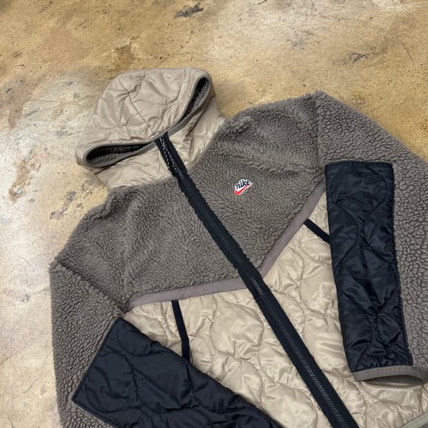 [정품/M] 나이키 후리스 퀼팅 후드 집업 자켓 b19