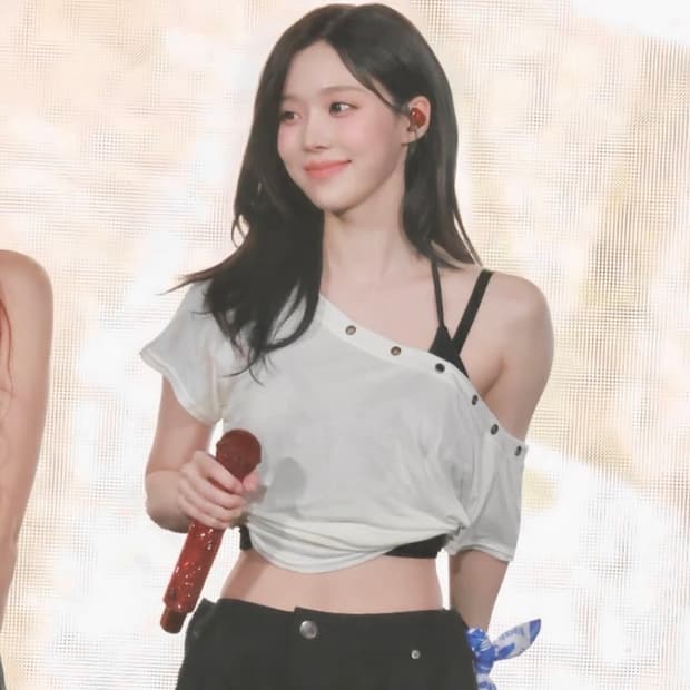 플리즈노팔로우 플노팔 해리탑 아이보리 에스파 윈터착용