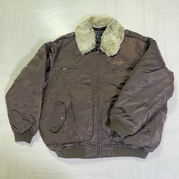 션존 B-3 털 봄버 자켓