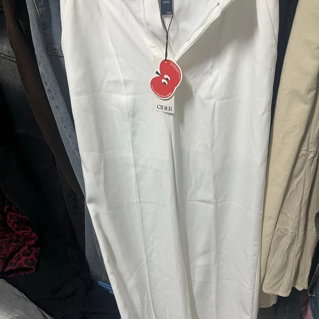 샵사이다 화이트 슬랙스