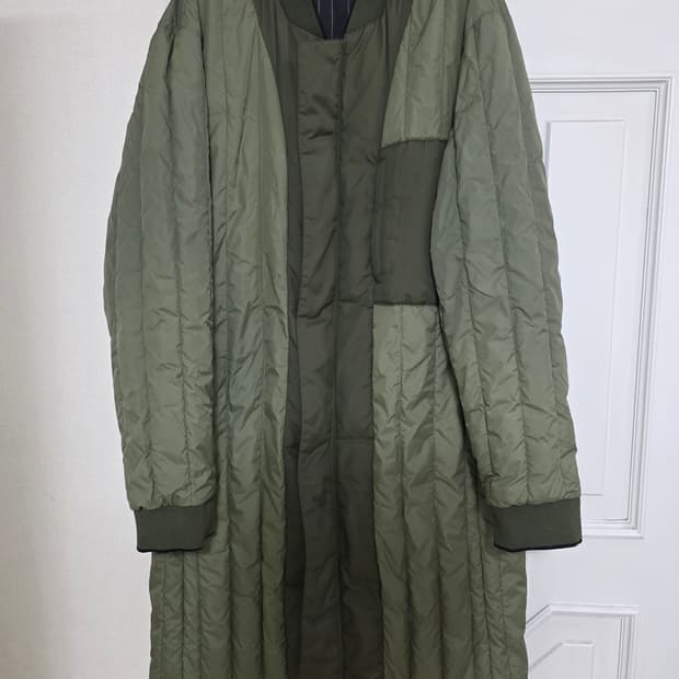 시스템옴므 리버시블 구스다운 롱패딩 100