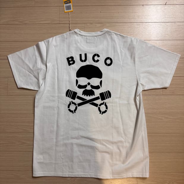 BUCO 티셔츠