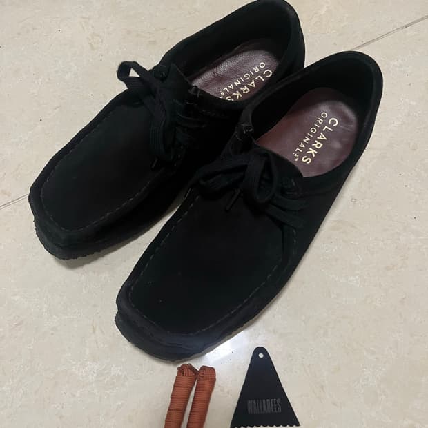 클락스 왈라비 블랙 스웨이드 (265/US9)