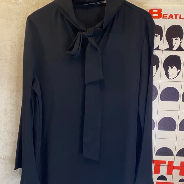 Classy michelle 블랙 블라우스 L