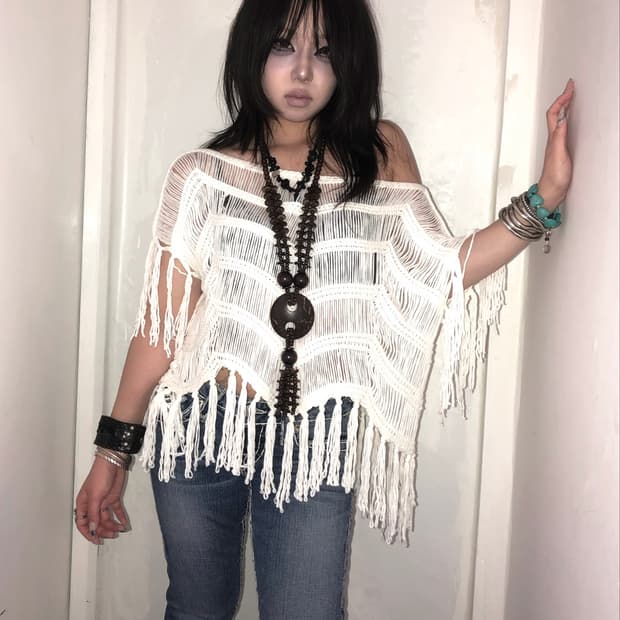 ivory tassel detail fringe top