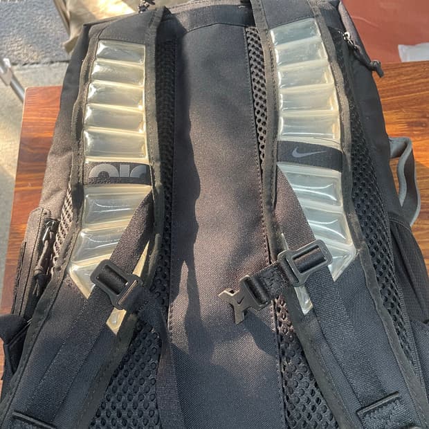 나이키 유틸리티 백팩