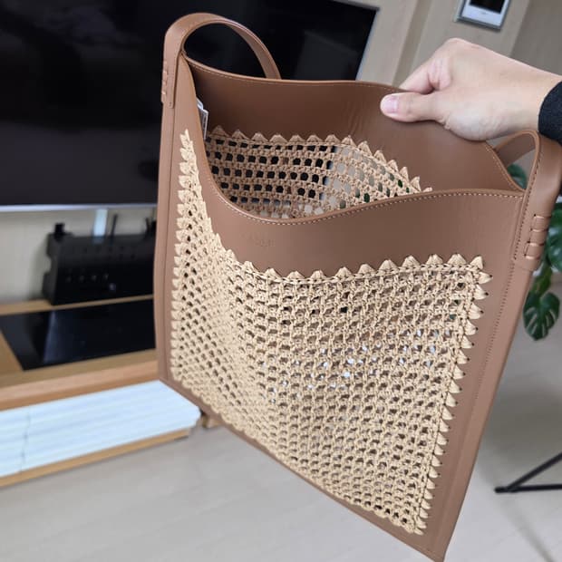 [정품] 타임옴므 22ss 보헤미안 레더 크로셰 숄더백