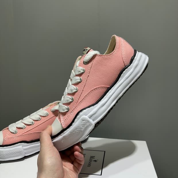 (정품/새상품) 미하라 야스히로 핑크 피터슨 OG솔 캔버스 로우 스니커즈