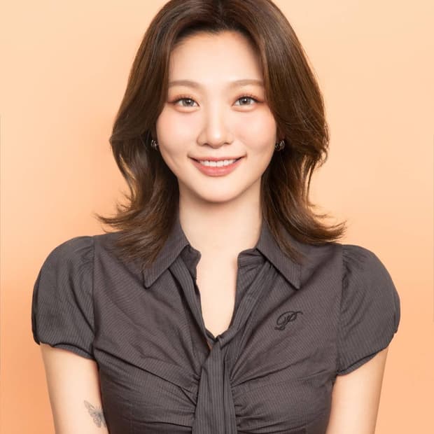 페인오어플레져 타이 셔츠 화이트 s 새상품