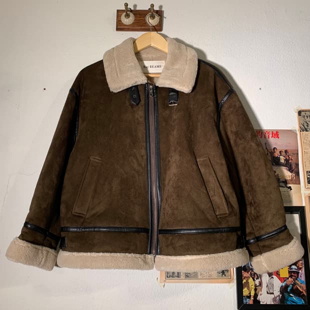 레이빔즈 B3 무스탕 자켓