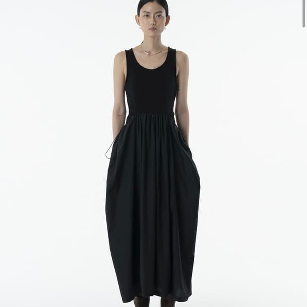 아모멘토 원피스