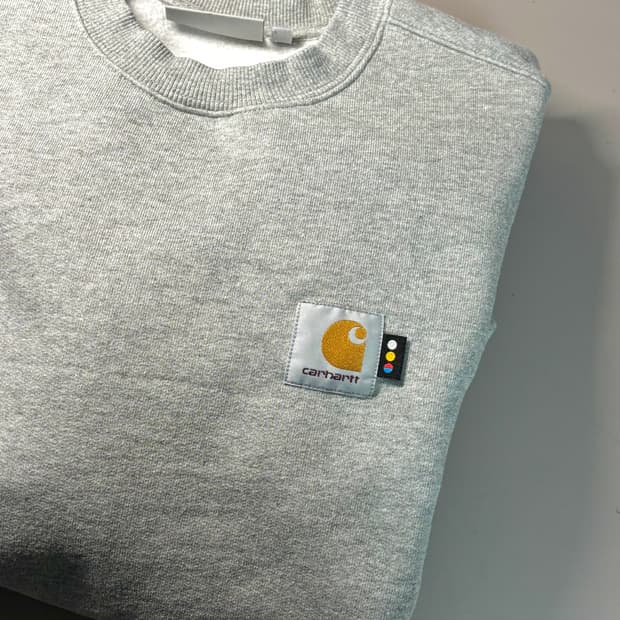 칼하트 WIP x 아이앱 맨투맨 M