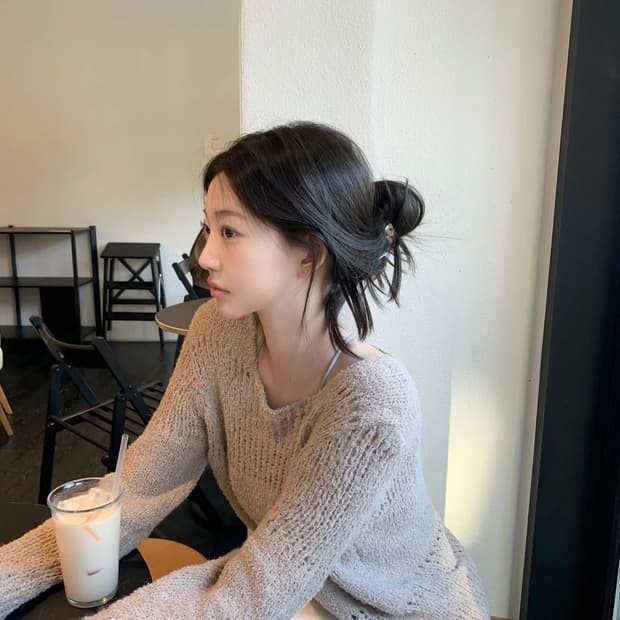 (새상품)제니오 베일라 루즈 니트