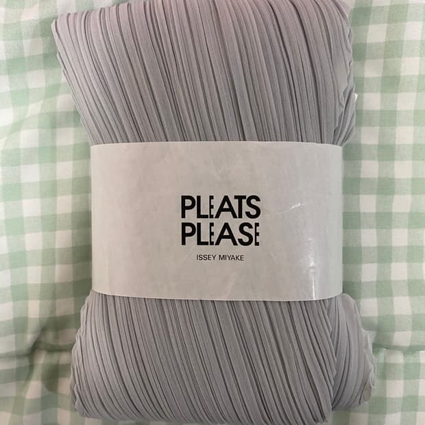 플리츠플리즈 스카프 라이트 그레이 새상품