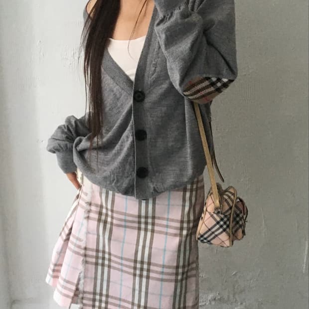 Burberry 버버리 노바체크 패치 그레이 울 브이넥 가디건