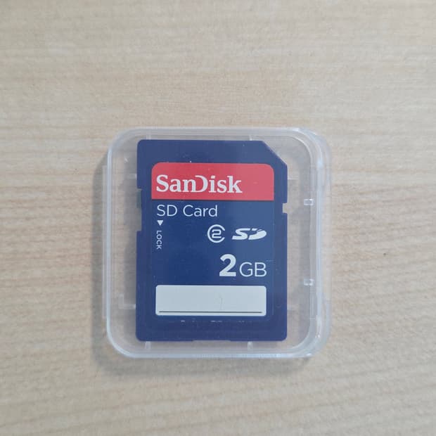 Sandisk SD카드 2gb 샌디스크(빈티지디카사용가능)