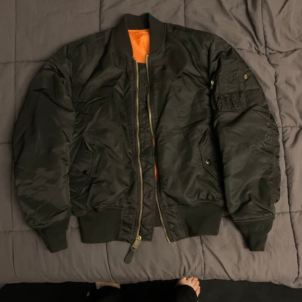 알파인더스트리 리버시블 마원