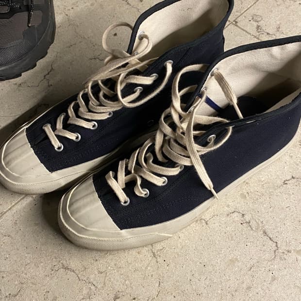 문스타 네이비 250