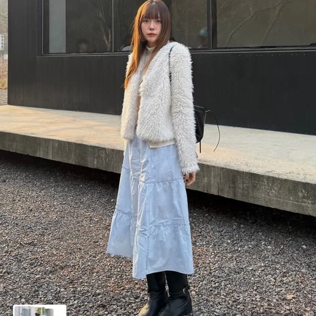 벨로엘 롱 셔링 스커트 블루