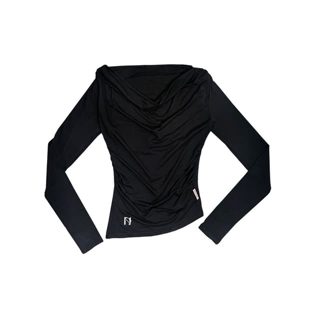 뉴얼린 미야오 드레이핑 셔링 보트넥 탑 블랙