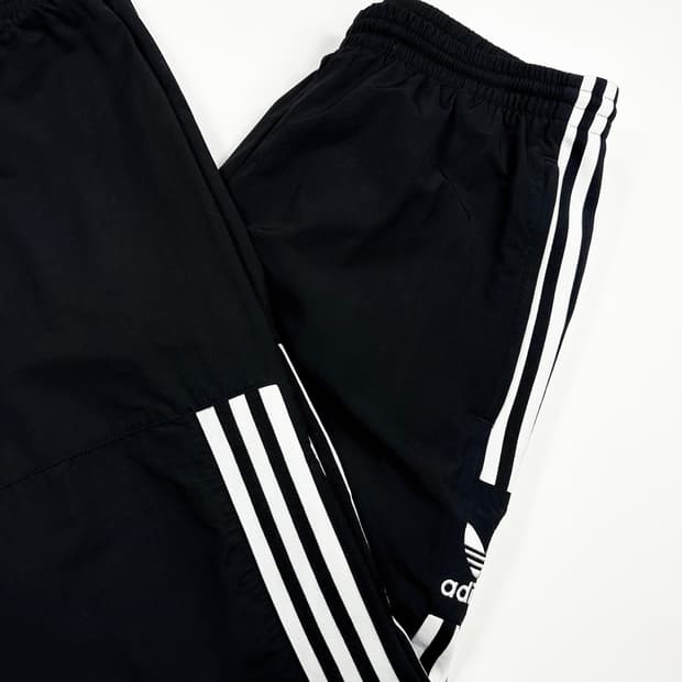 아디다스 트레포일 블랙 우븐 조거팬츠 (L)