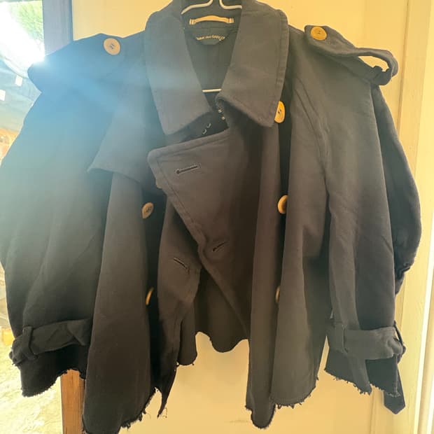 꼼데 가르송 축융 숏 트렌치