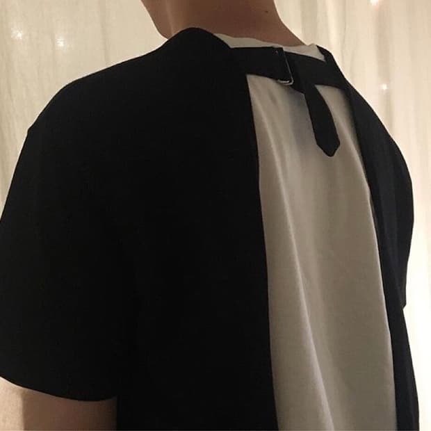 꼼데가르송 옴므플러스 백리스 티셔츠 L