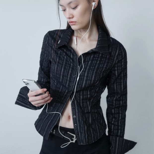 세릭 CRUNCH STRIPE SHIRT / BLACK