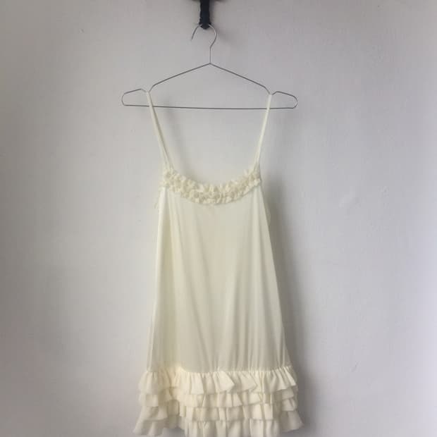 Frill layered slip onepiece