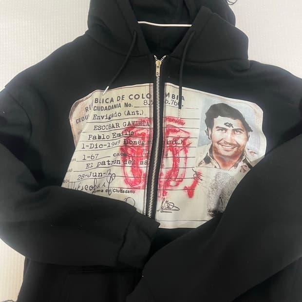 야마있는 파블로에스코바 후드집업