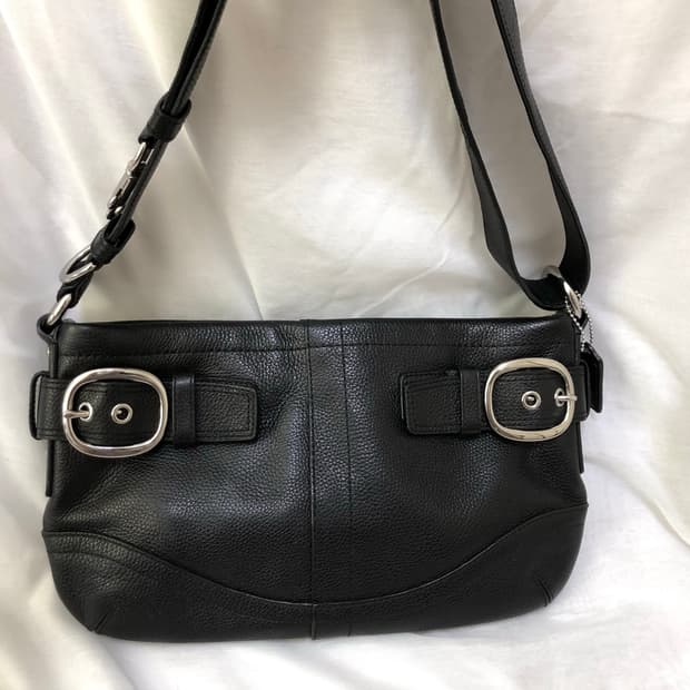 Coach leather shoulder bag