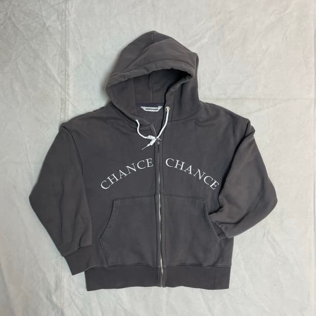 챈스챈스 후드티